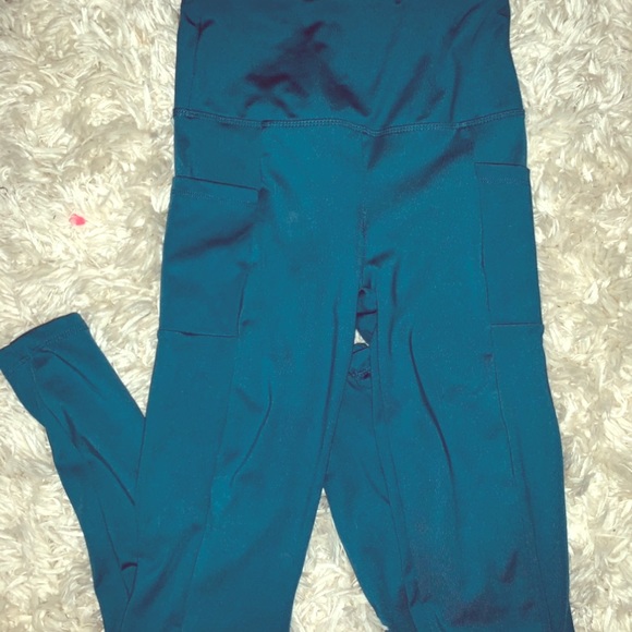 BALLY FITNESS STRETCHY SOFT LEGGING W POCKETS - Picture 4 of 7